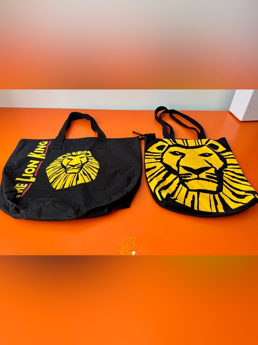 NWOT- LION KING Black and Yellow Print Tote Bags